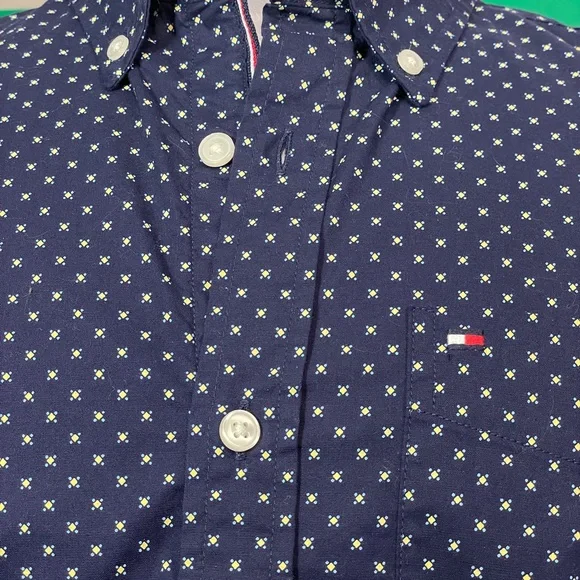 Tommy Hilfiger Men’s Small Button-Down Shirt Navy Yellow Cotton Stretch EUC ✨ - Picture 7 of 15